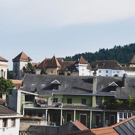 Le Duplex Vaugelas Atypique En Plein Centre Ville Annecy Bagian luar foto