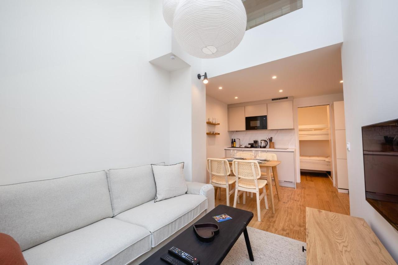 Le Duplex Vaugelas Atypique En Plein Centre Ville Annecy Bagian luar foto