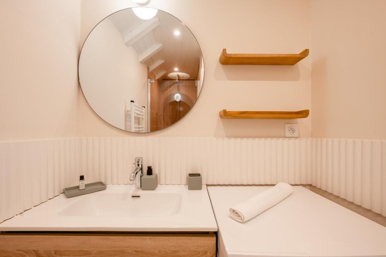 Le Duplex Vaugelas Atypique En Plein Centre Ville Annecy Bagian luar foto